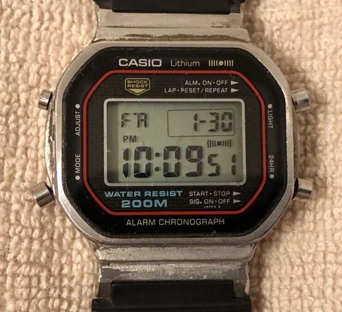 Vintage Men's Casio G-Shock  Alarm Chrono Digital - 1st Gen / DW-5000 (240)