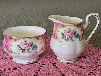 Royal Albert - LADY CARLYLE - 1944 - Mini Creamer & Open Sugar Bowl - England