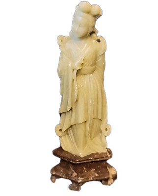 Vintage Asian Chinese Hand Carved Soapstone Figurine with Base. 6in 
