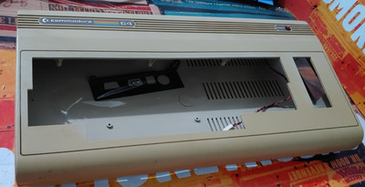 Commodore 64 Case Gehäuse (w screws) 1764408 Brotkasten c64 8-bit