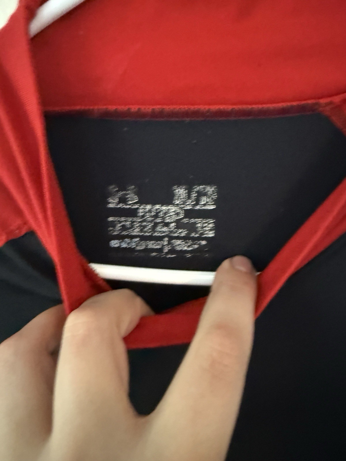 Under Armour HeatGear Long Sleeve Compression Shirt Black Red Men’s L thumbnail 3