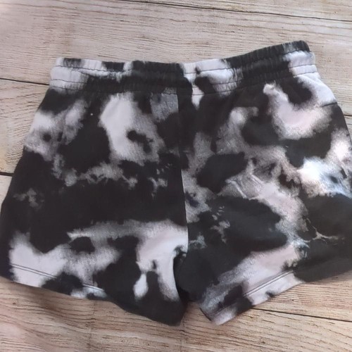 Jordan black white kids shorts size large (12-13) - Picture 2 of 5