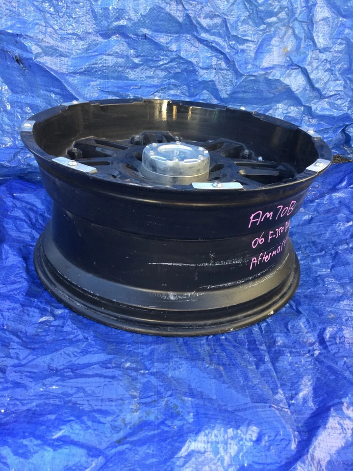 2006 Ford F-350SD F350 Super Duty Pro Comp Alloy Wheel Rim - Image 4 of 4