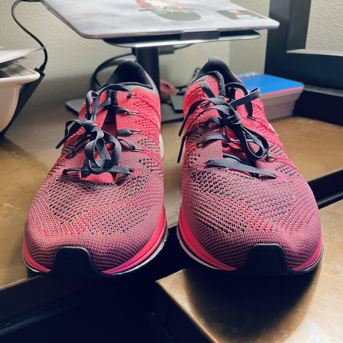 Nike Flyknit Trainer Shoes Mens‎ Size 11 Pink Gray 532984-611 Running Sneaker Nike Flyknit Trainer Running Shoes Black | Mercari main image 4