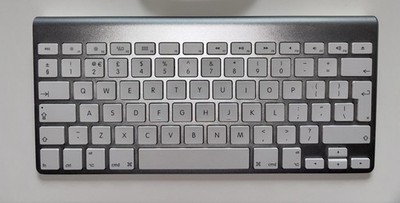 Apple Wireless Magic Keyboard QWERTZ Model A1314 batteriebetrieben