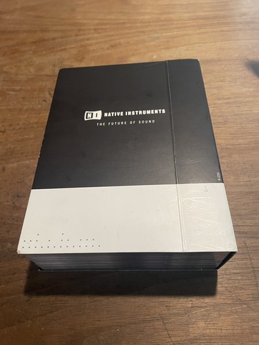 Native instruments Komplete 9 with Serial Key 12 DVDs - Picture 4 of 5