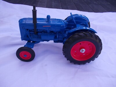 Fordson Super Major Diesel 1/16 scale toy tractor VINTAGE ORIGINAL