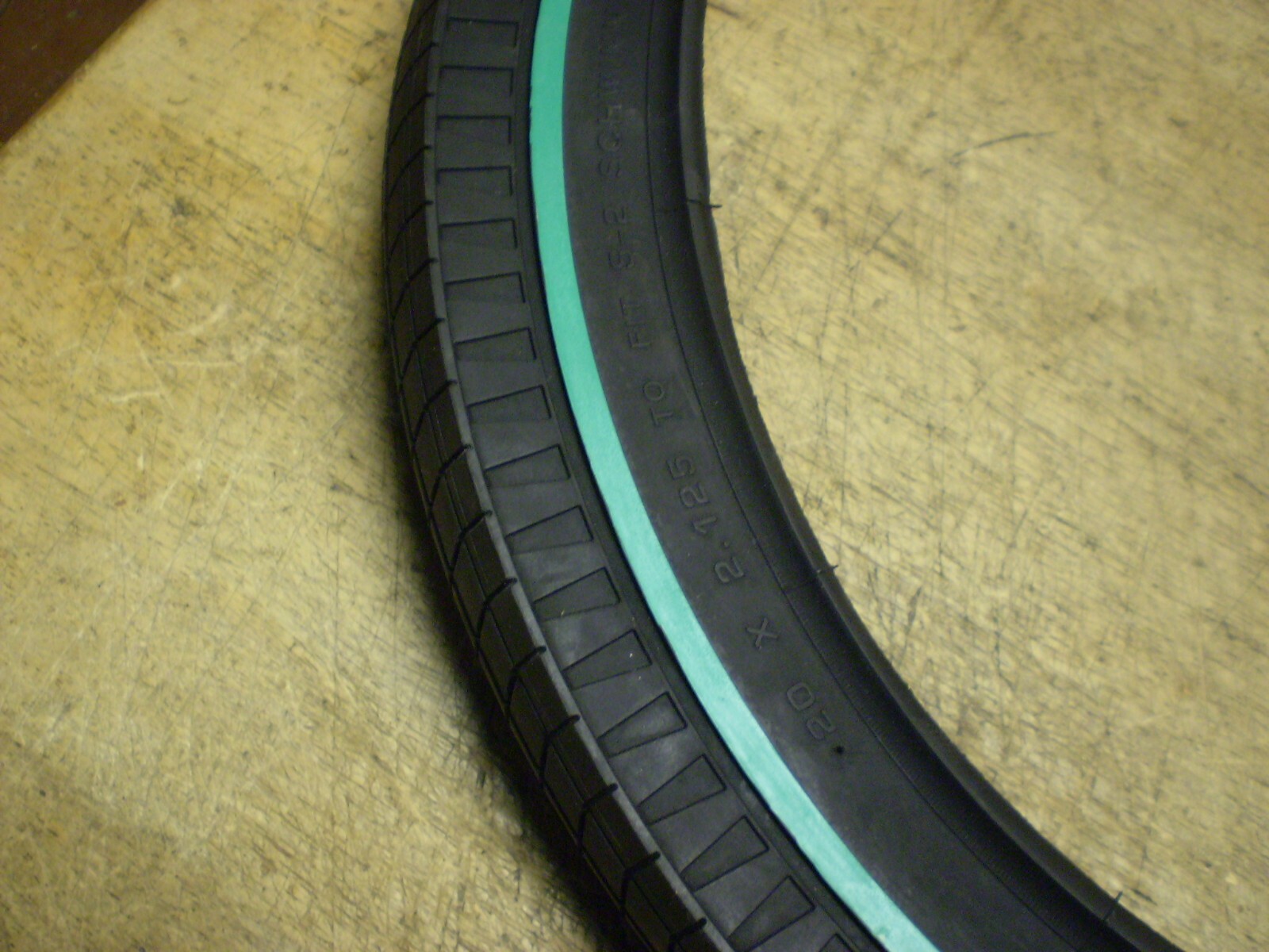 Schwinn Convert Green Line 20x2.125 Stingray Krate Gripper Slik Pea Picker READ!