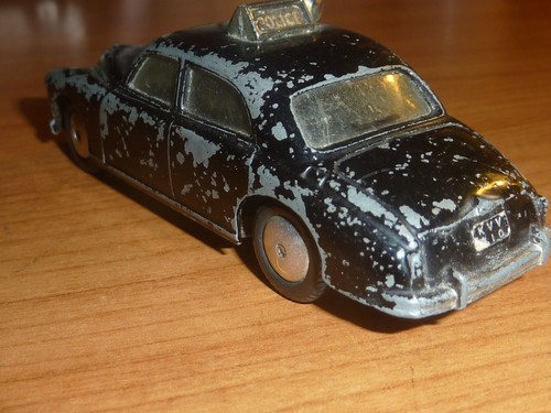 Vintage Corgi Toys No 209 Riley Pathfinder Police Diecast Model Car - Playworn - Picture 4 of 10