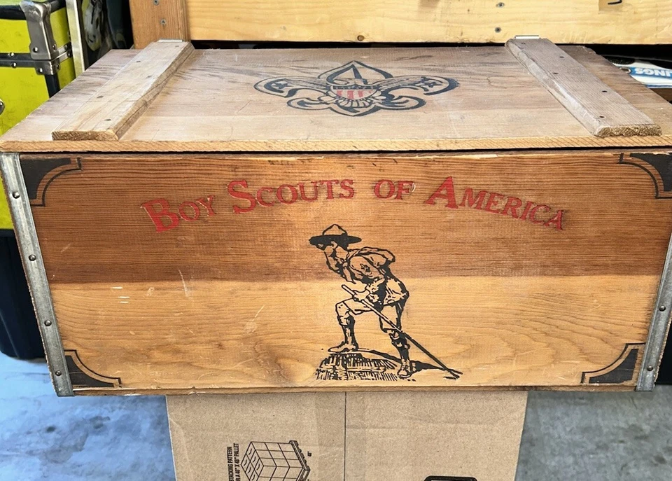 VINTAGE BOY SCOUTS OF AMERICA WOOD BOX CRATE GIDEON ANDERSON FOOT LOCKER RARE! - Image 2 of 4