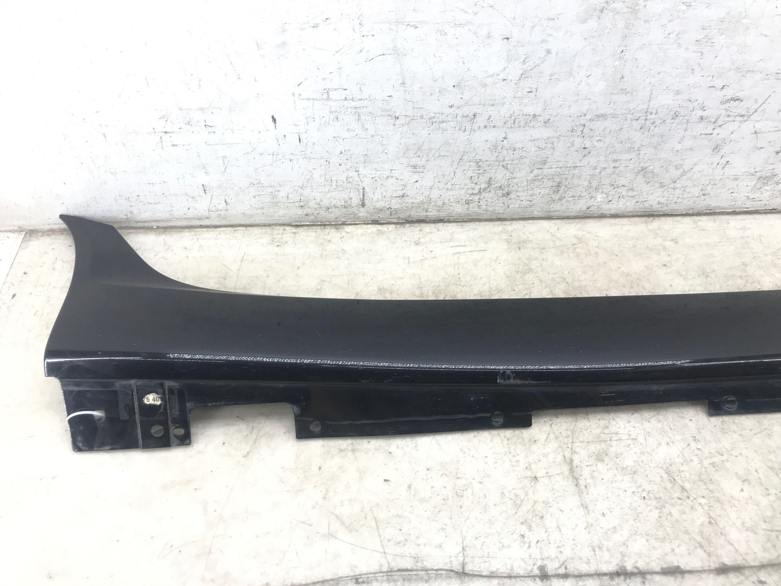 ASTON MARTIN RAPIDE RIGHT ROCKER PANEL MOULDING SIDE SKIRT BLACK OEM
