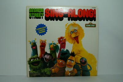 Collectors Sesame Street sing-along Album w/ Lyrics CTW 22098