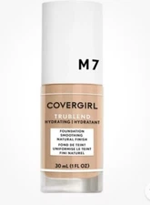 Covergirl TruBlend Hydrating Liquid Foundation Makeup - M7 Soft Honey