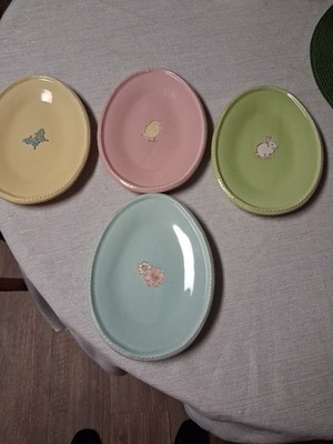 Easter egg shaped plates With Bunnies And Chicks Nice Pastel Colors For Holiday 