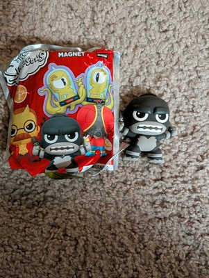 #ad 3D foam figural magnet from The Simpsons series by Monogram. King Homer $5.00