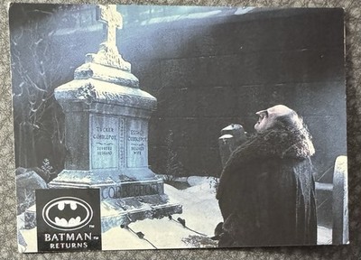 Penguin Gotham Cemetery BATMAN RETURNS 1992 Stadium Club Trading Cards DC #38