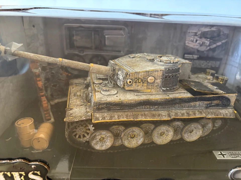 Forces of Valor 1/32 German Tiger I - Photo 3/3