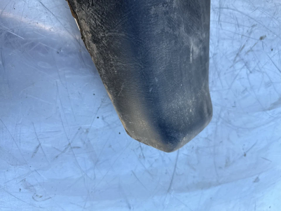 Yamaha SRX250 SRX 250 Base de asiento Cubierta de plástico para pilotos OEM Espuma genuina para conductores Foto 4 de 4