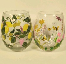 Copa de vino floral sin tallo con flores de jardín pintadas a mano - Juego de 2