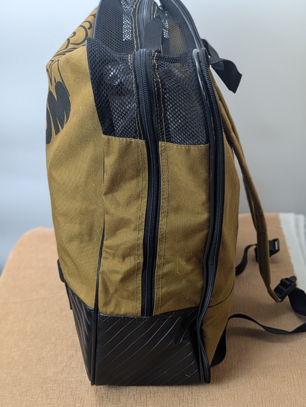 Volcom Backpack Vintage Multi Material Canvas Pla… - image 4