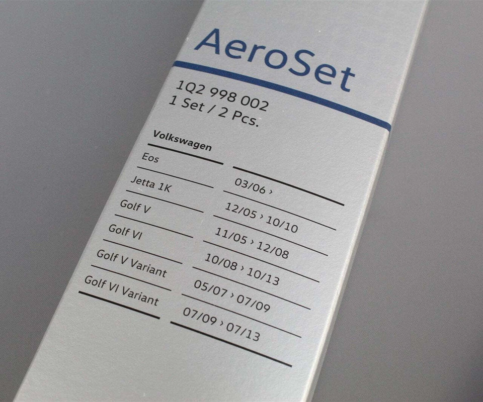 Genuine VW Golf MK5 MK6 Eos RHD front windscreen wiper blades 1Q2998002 - Image 2 of 2