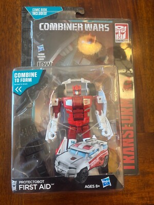 Transformers Combiner Wars Protectobot First Aid 4 of 5 Defensor New Sealed RARE