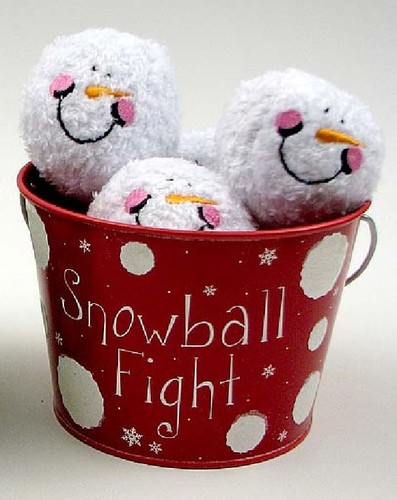 Kit de lucha bola de nieve de felpa polar en cubo rojo interior invierno diversión 049-63901 - Imagen 3 de 12