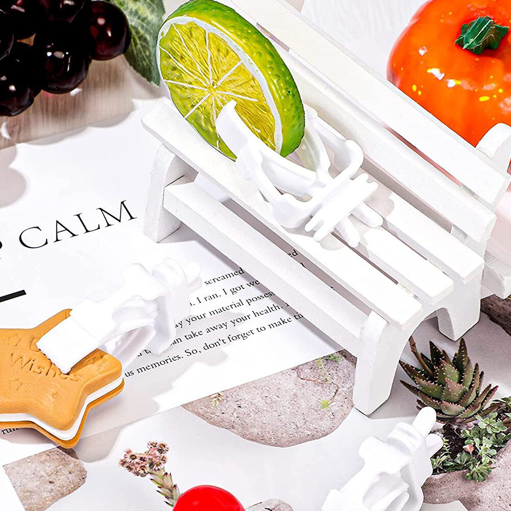 Universal Plastic Bird Cage Clips Garden Durable For Treats Food Holder