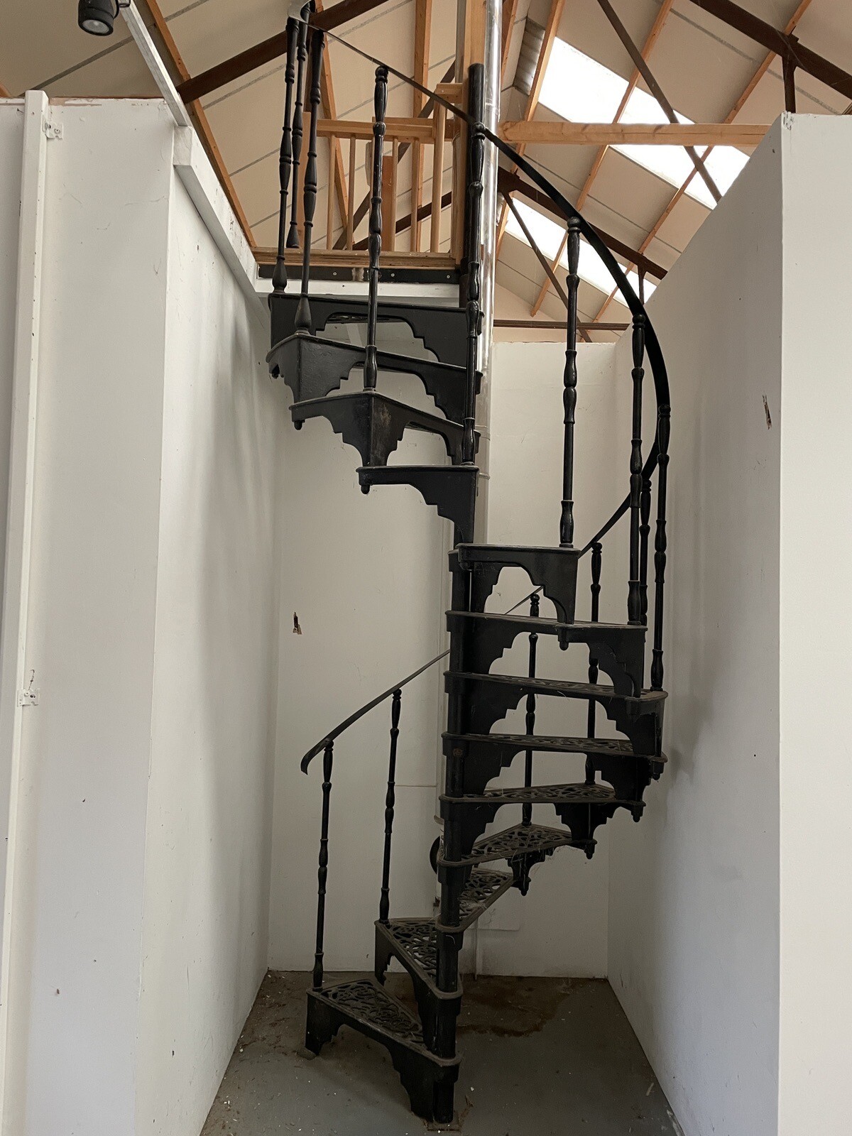 Cast Aluminium Spiral Staircase eBay