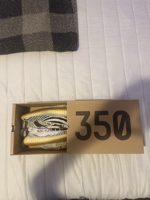 adidas Yeezy Boost 350 V2 Zebra 9 US