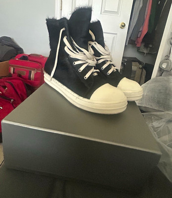 Rick Owens Jumbolace Geobasket Men s High Top Lace-Up Sneaker Black/White