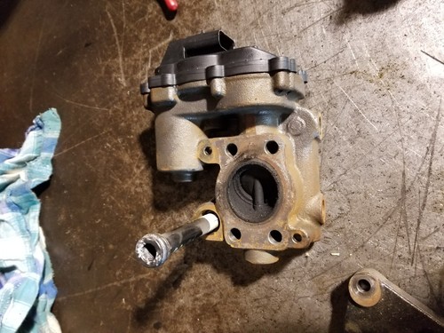 NISSAN TITAN XD EGR EXHUAST RE-CIRCULATION VALVE 14710-EZ49ARE 150612B 4359655 - Picture 7 of 7