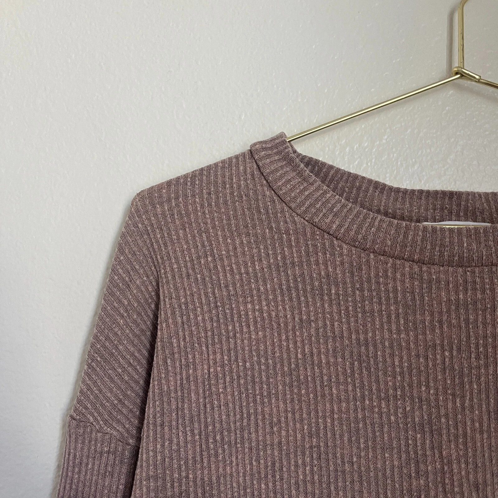 beyond-yoga cropped pullover tinted rose sweatshirt