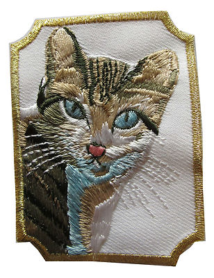 #3005 2 3/4'' Bordure Bengal Cat Portrait Embroidery Iron On Applique Patch