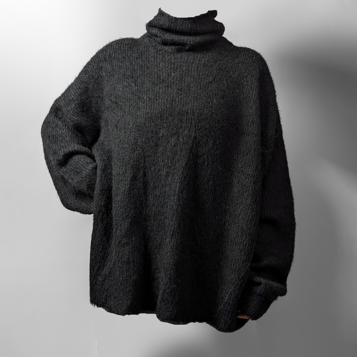 Uma Wang Fluffy Alpaca Cashmere Oversized Gray Knitted Turtleneck