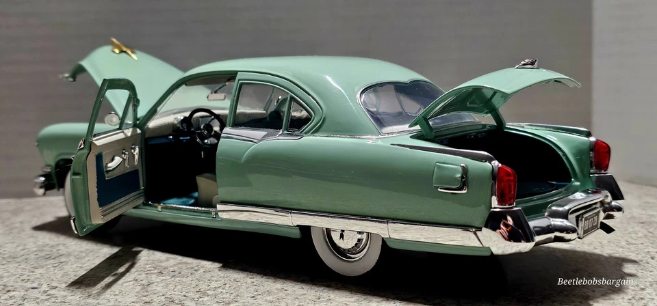 Vntg 2005 Highway 61 1:18 Scale 1953 Kaiser Manhattan Diecast Car - Image 2 of 4