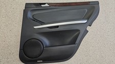 Mercedes-Benz GL X164 2010 Hinten rechts Verkleidung Tür hinten A1647301622 Mercedes-Benz GL X164 2010 Hinten rechts Verkleidung Tür hinten A1647301622