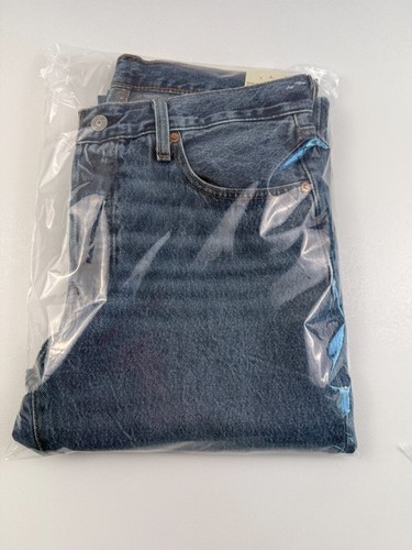 Levi's Premium Women 501 '90s Straight Leg Button Fly Jeans 25x32 Blue NWT - Picture 18 of 18