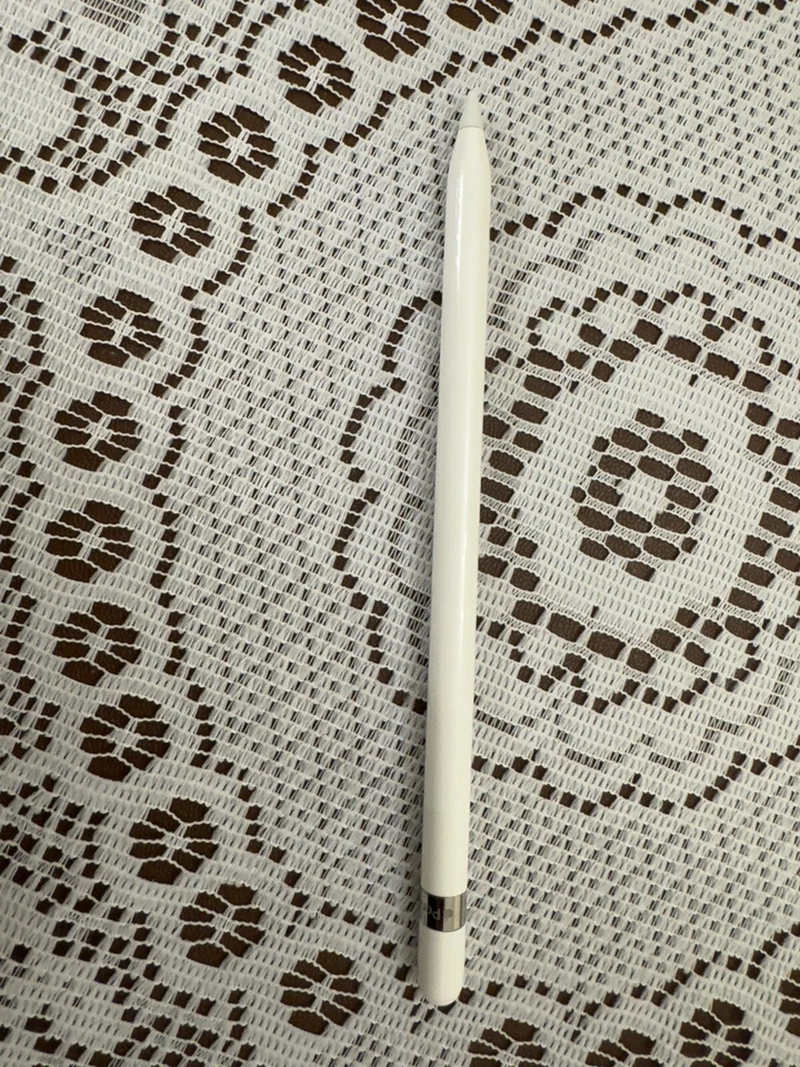 Genuine Apple Pencil (1st Generation) Excellent Condition - Image 3 of 4