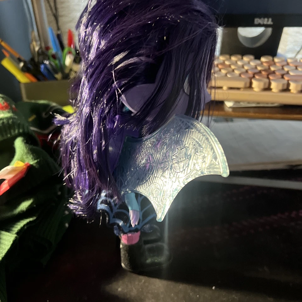 Vampirina Bat-tastic Talking Vee Disney Jr 娃娃 Light Up Wings 二手 — 第 4/4 张图片