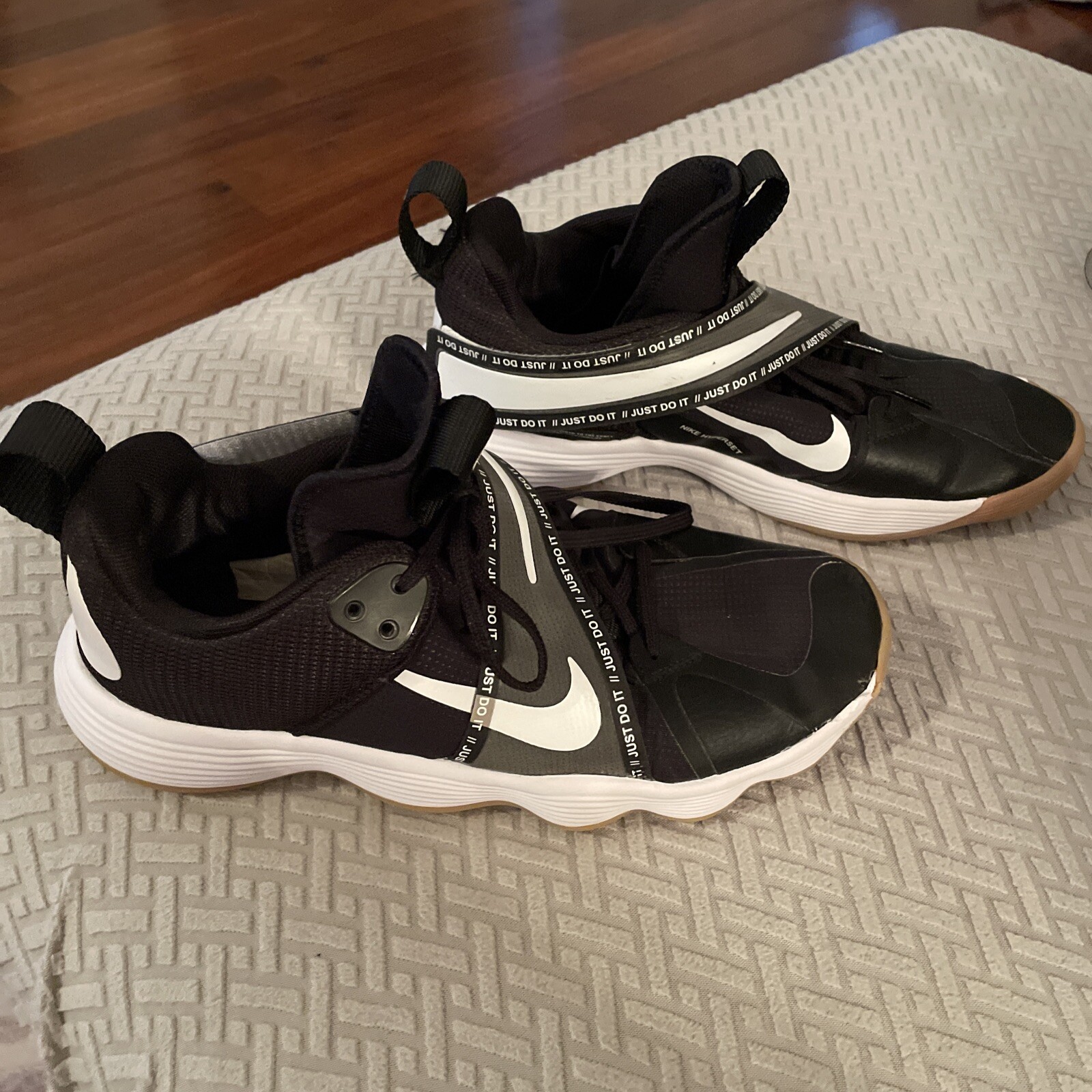 hyperattack volleyball shoes