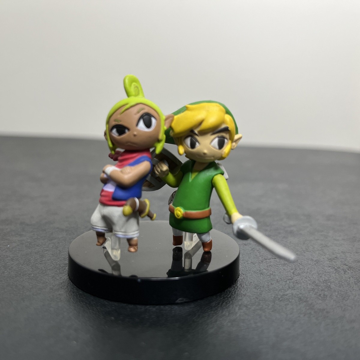Tetra and Link Yujin Legend of Zelda Vol 4 The Wind Waker Kubrick