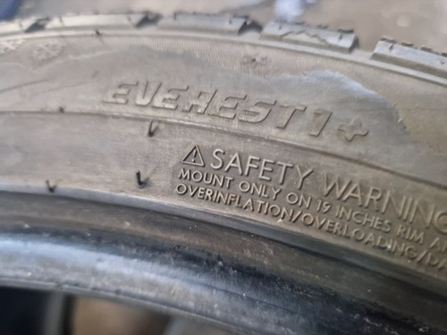 235/40zr19 96W XL Pair Syron Everest M+S 7.5mm No Repairs - Picture 8 of 8