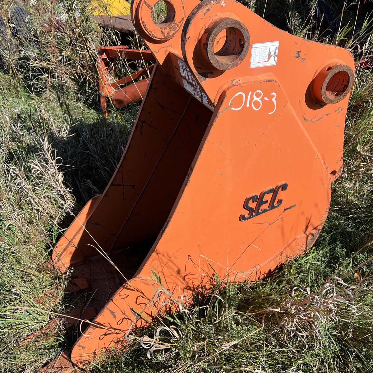 SEC 24 Inch Excavator Bucket Hitachi EX300 ZX330 Ex350 EX370