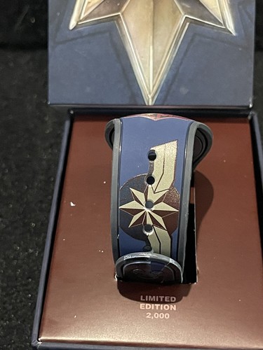 Disney Captain Marvel LE 2000 Magicband Magic Band Unlinked - Picture 4 of 5
