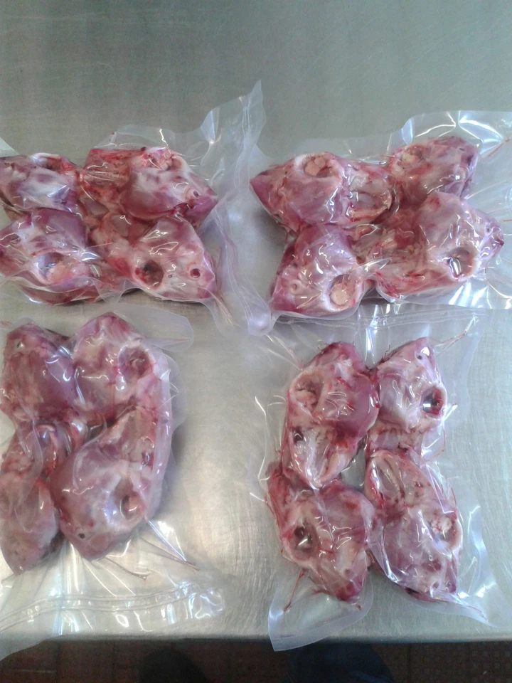 Kaninchen,Köpfe,Fleisch,BARF,Hundefutter,20 Stück(4x5 Stück) Vakuum verpackt TK, - Bild 2 von 3