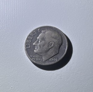 1946 D Roosevelt Dime 90% Silver 10c US Coin
