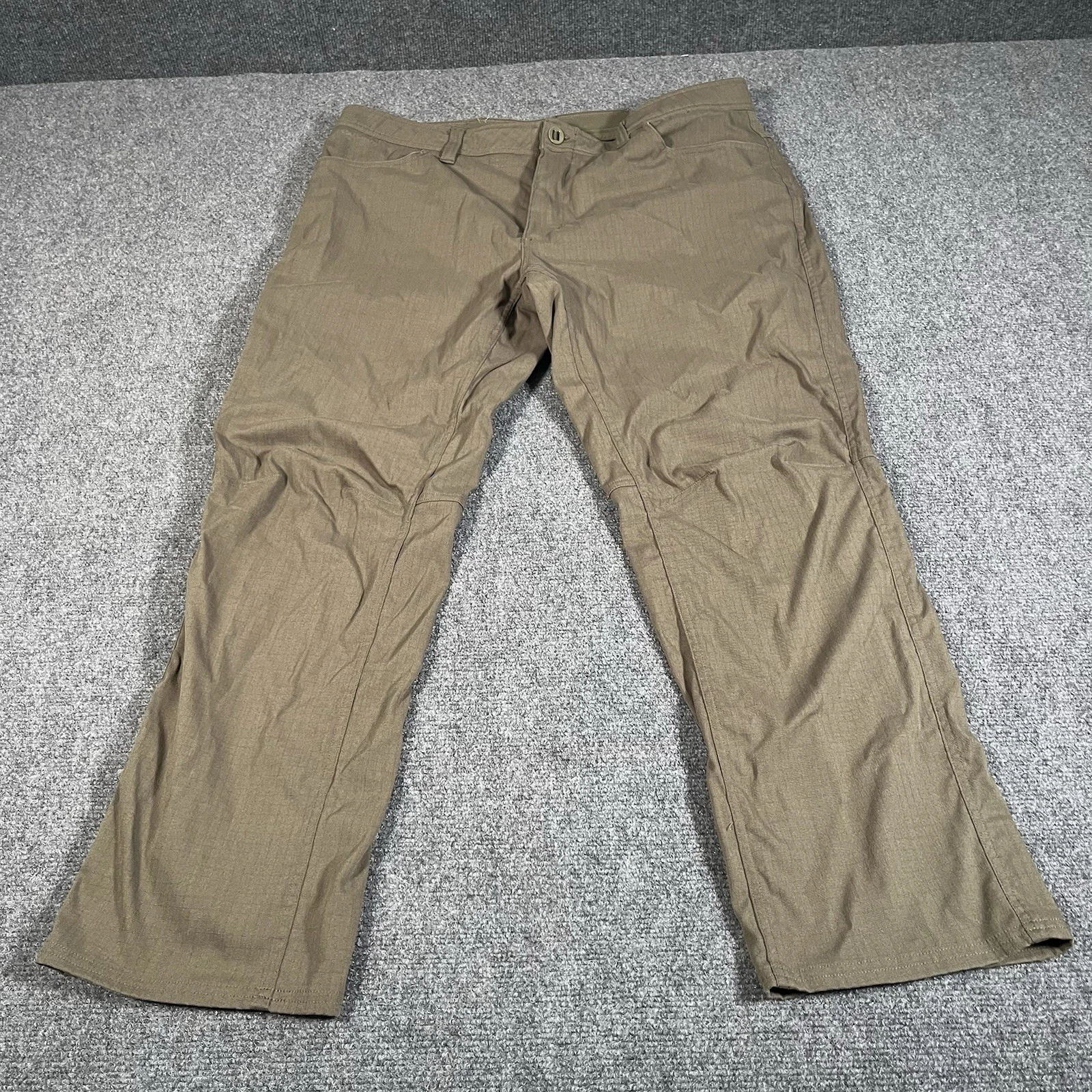 Under Armour Enduro Pants Men’s 40x30 Brown Tactical Ripstop Hiking Outdoors
