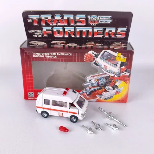 Transformers G1 Ratchet Complete In Box Vintage MIB Autobot Car Uncut