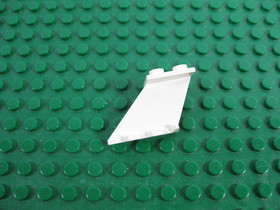 1980s LEGO White Tail 4 x 2 x 2- No Dot on Side - Classic Space 6980 6929 #3479